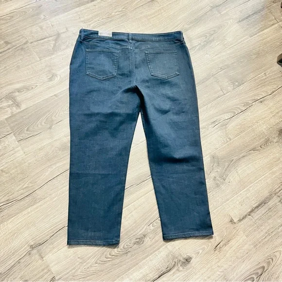 NWT Chicos Girlfriend Slim Ankle Jeans Dark Muted Blue Chicos Sz (3P) U.S. 16P - Picture 4 of 7